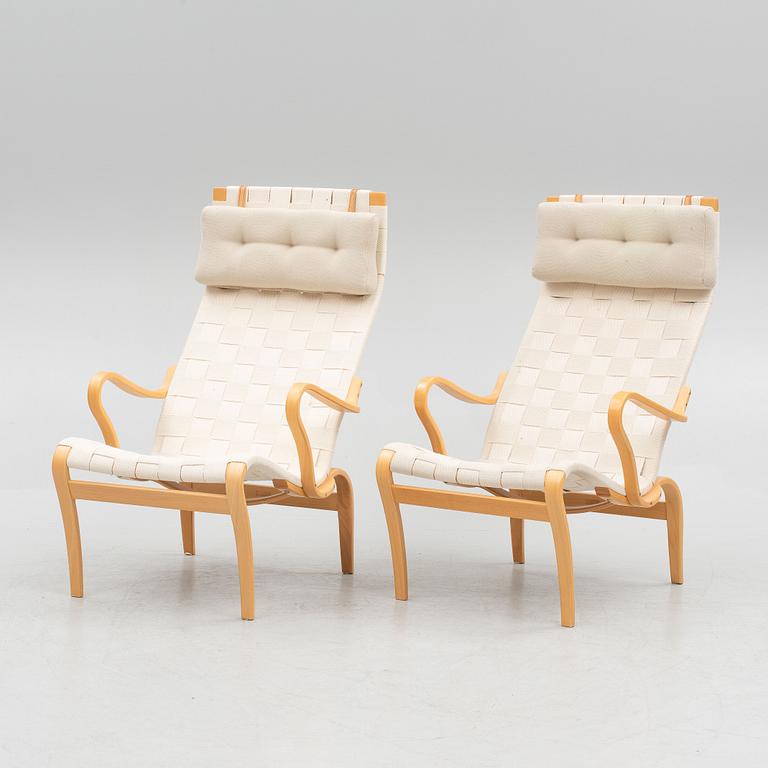 Bruno Mathsson, a pair of "Miranda" armchairs, Bruno Mathsson International, 1998.