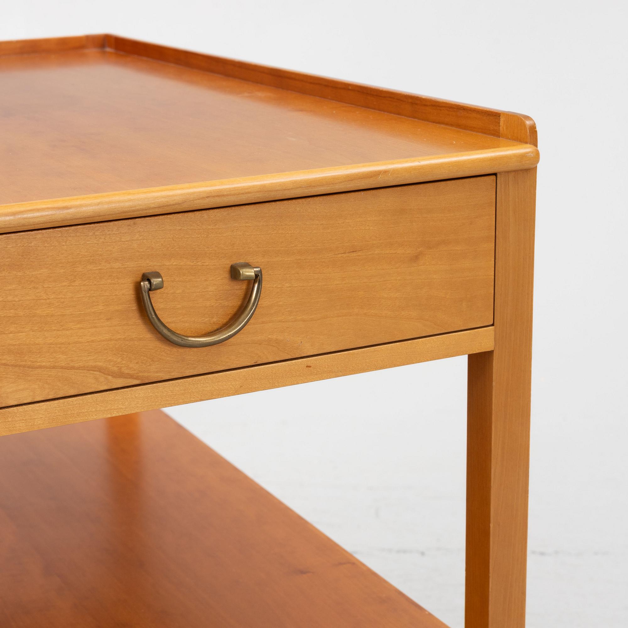 Josef Frank, a pair of model 914 bedside tables, Firma Svenskt Tenn, after 1985.