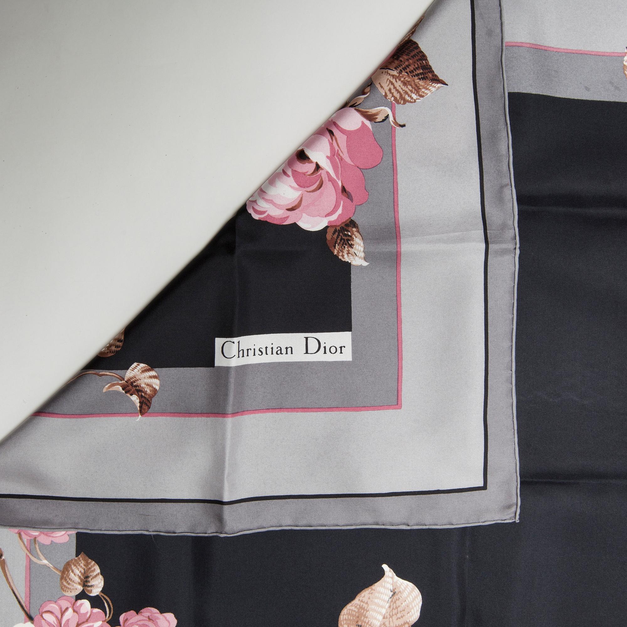 SCARF, Christian Dior.
