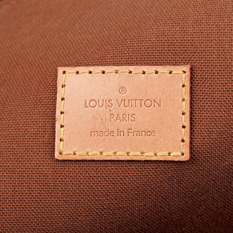 LOUIS VUITTON, a monogram canvas shoulder bag, "Lockit Horizontal".