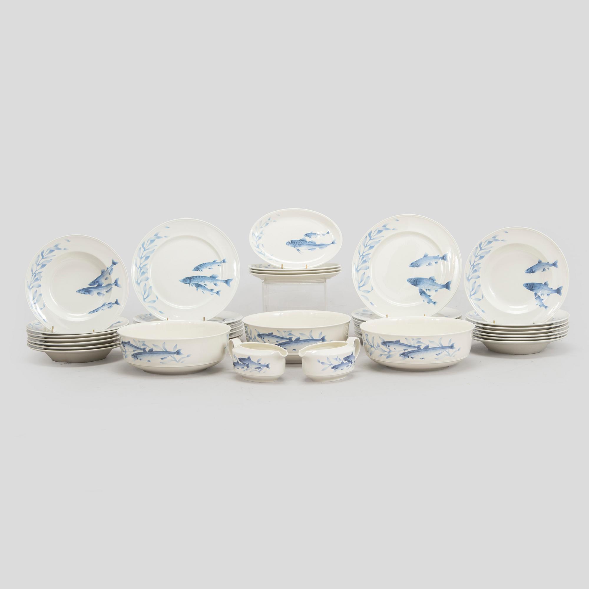 A 37-piece 'Pescara' dinner service, Villeroy & Boch, Luxembourg 1991.