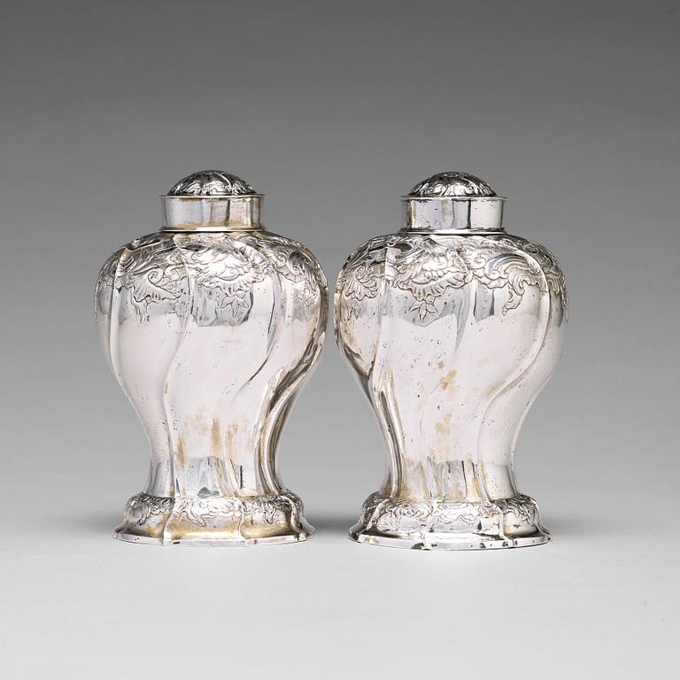 A pair of Russian 18th century silver tea-caddies, unidentified makers mark, Moscow.