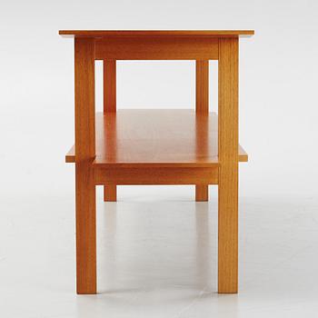 Josef Frank, biblioteksbord, modell 648, Firma Svenskt Tenn, efter 1985.