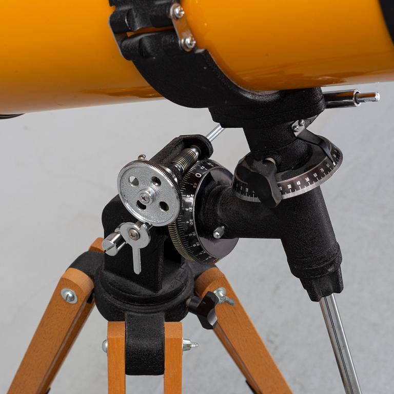 A telescope, Zenith, 20th century.