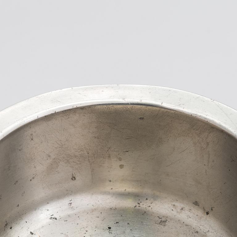 Bertel Gardberg, skål, Hopeatehdas, Helsingfors och mortel, Finnmade Gardberg, Norrmark slöjd.