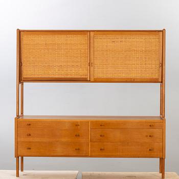HANS J WEGNER, skåp, "RY-20" för Ry Möbler, Danmark, 1960-tal.