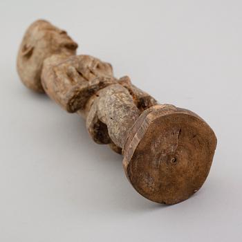 FIGUR, snidat trä, Afrika.