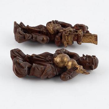 A group of five sculptured wooden decorative objects, late Qingdynasty.