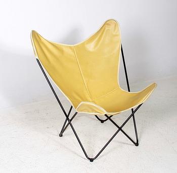 FÅTÖLJ, "fladdermus", 1950/60-tal.