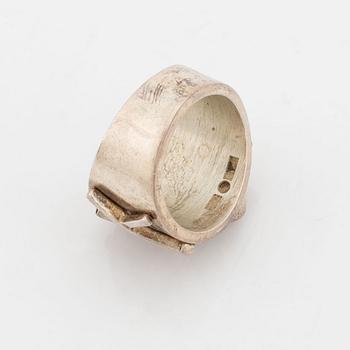 Efva Attling "Kisses".