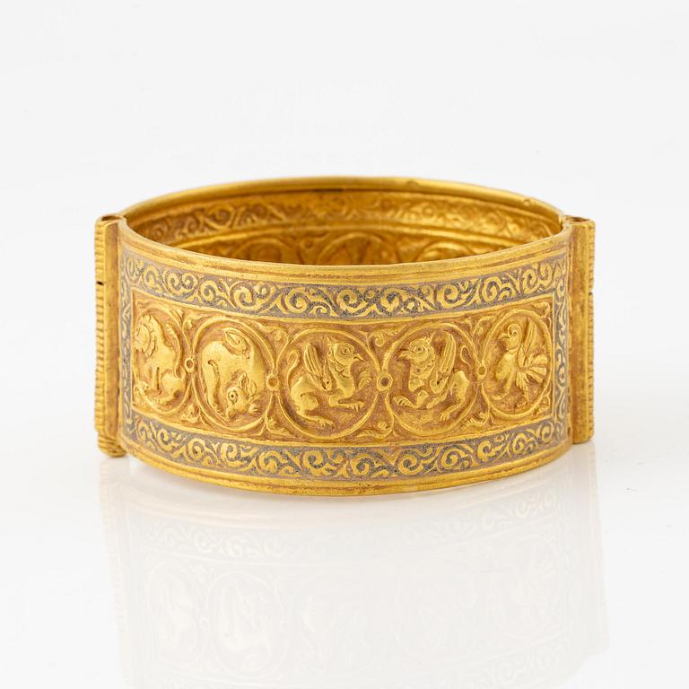Armring, guld, möjligen Bysantinsk.