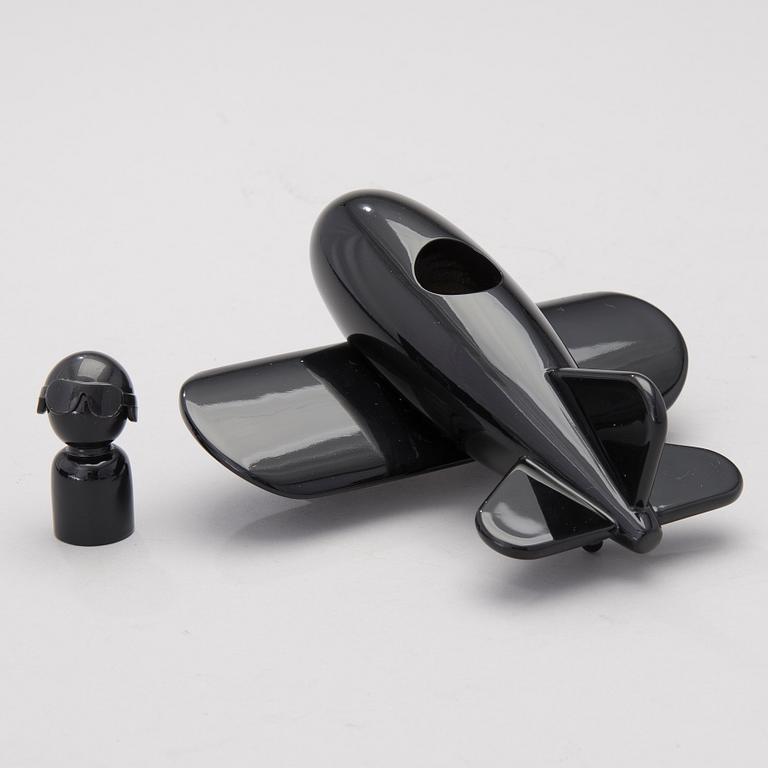 The airliner 'Jetliner Black' by Ulf Hansen for Playsam, Sweden.