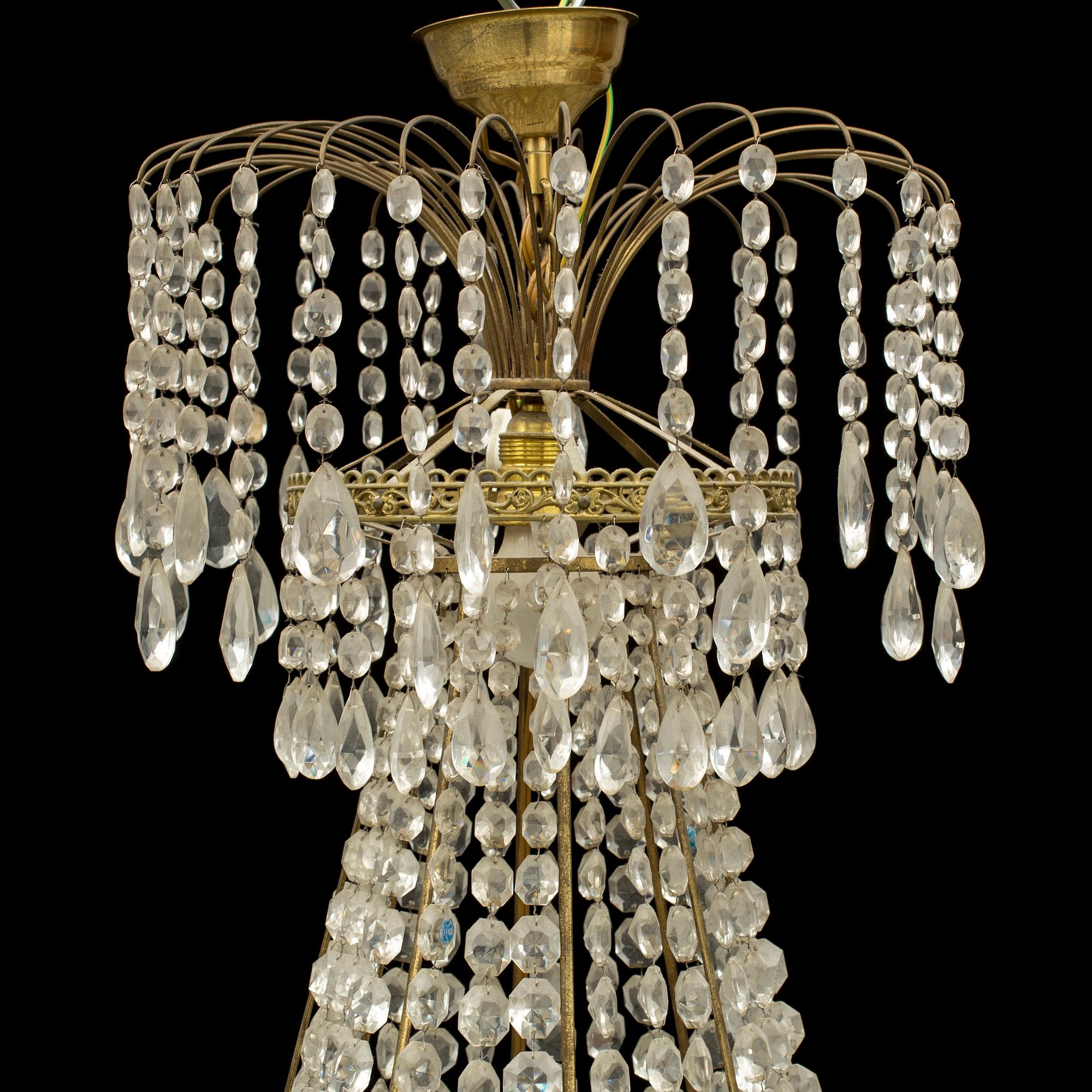 LJUSKRONA, empirestil, 1900-talets mitt. Höjd 85 cm.