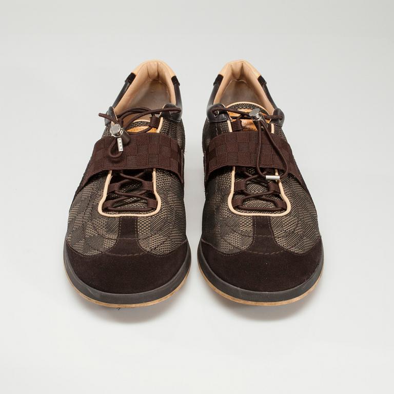 SKOR, Louis Vuitton.