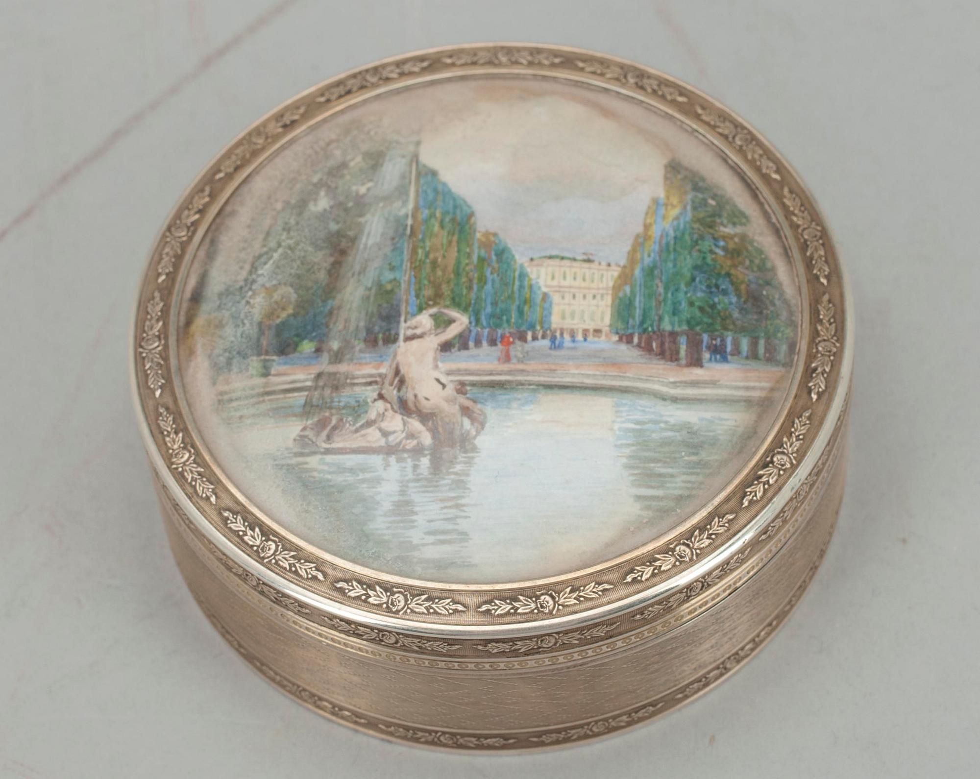 DOSA, silver, Belgien, sekelskiftet 1800/1900-tal. Vikt 204 g.