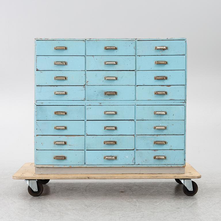 A drawer unit, first half of the 20th Century.