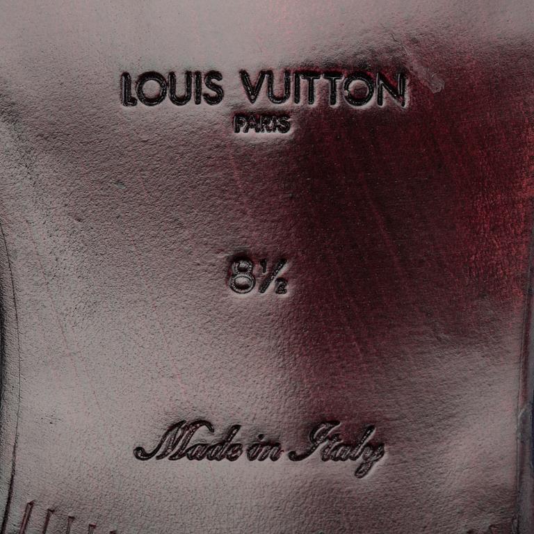LOUIS VUITTON,.