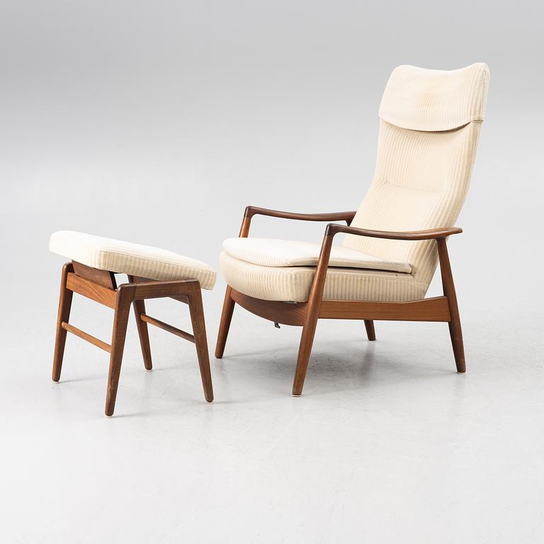 Fåtölj med fotpall, 1900-talets andra hälft, Danmark.