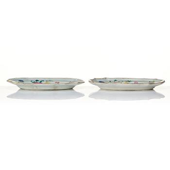 A set of five famille rose serving dishes, Qing dynasty, Qianlong (1736-95).