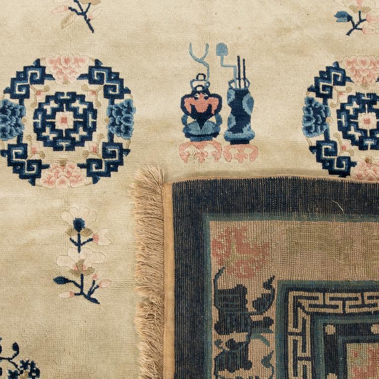 Rug China old approx. 258x149 cm.
