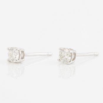 Earrings 18K white gold with brilliant-cut diamonds, accompanying GIA dossier.