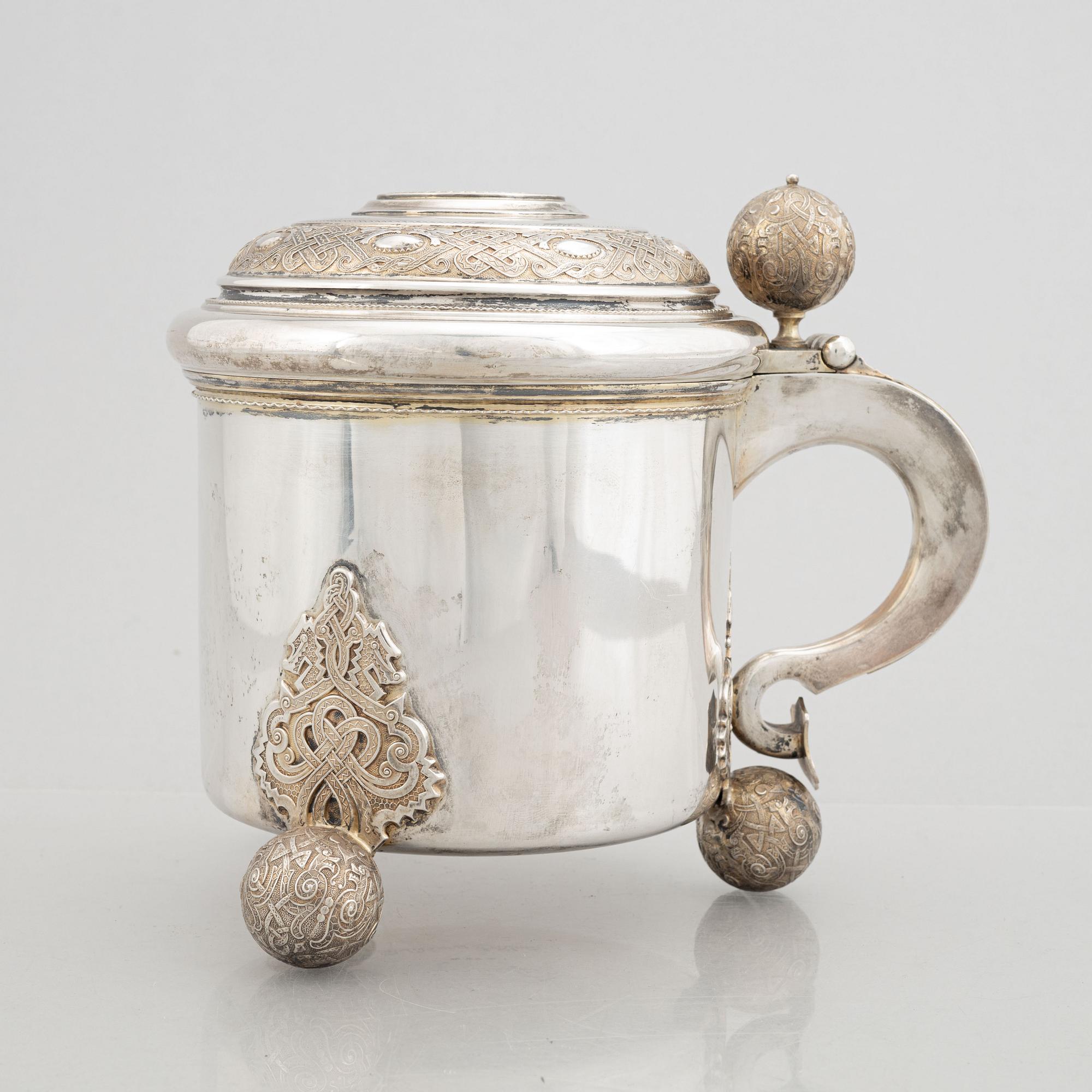 Dryckeskanna, silver, K. Anderson, Stockholm 1905.
