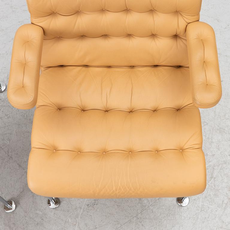 Bruno Mathsson, Armchairs, a pair, “Birgitta”, Dux.