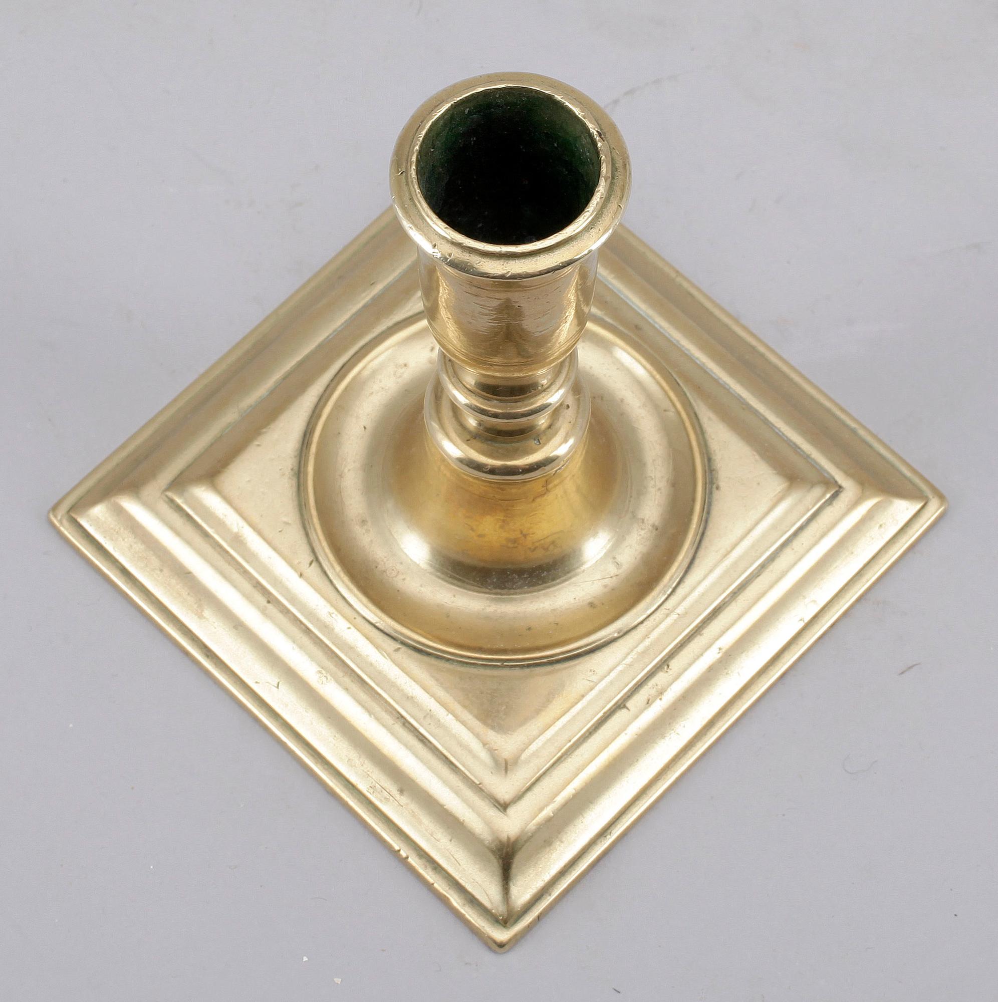 LJUSSTAKE, mässing, 1700-tal.