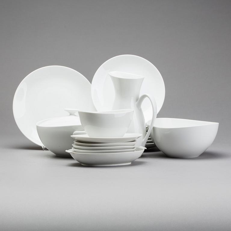 CARL-HARRY STÅLHANE, MATSERVIS, "Blanca", porslin, Rörstrand, 41 delar. Formgiven ca 1955.