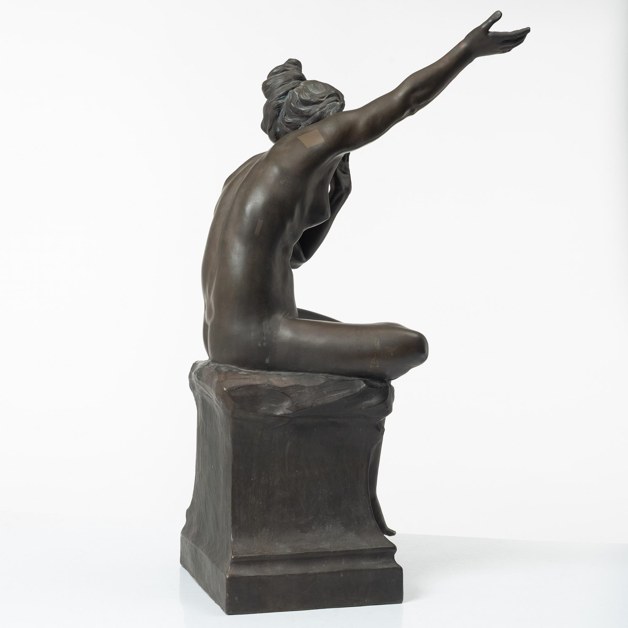 Alice Nordin, seated female figure.