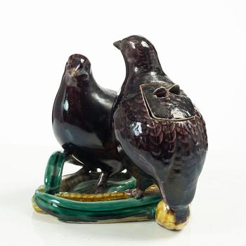 Rökelsekar / figurin, porslin, Kutani, Japan, Meiji (1868-1912).