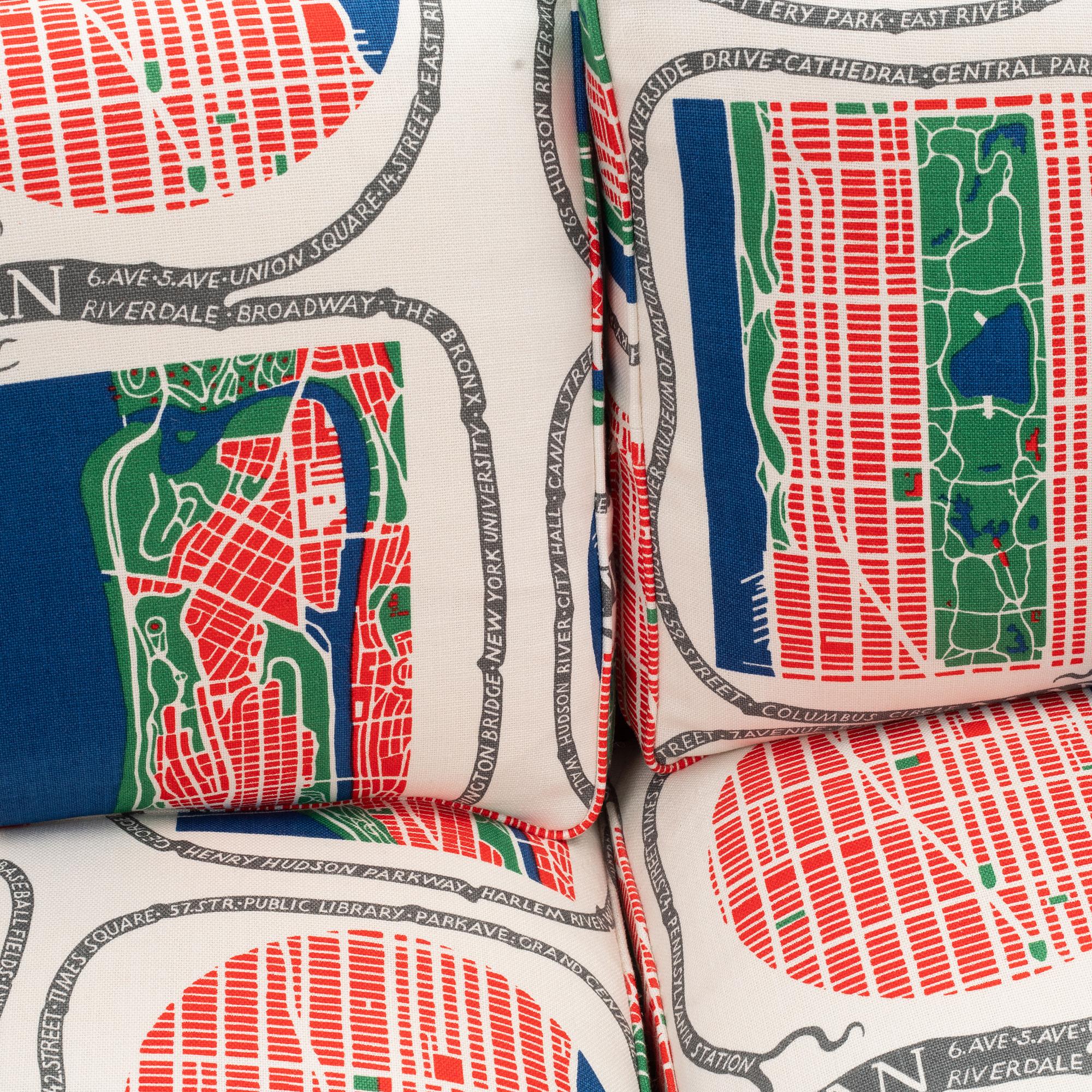 Josef Frank, soffa, modell 3031, Firma Svenskt Tenn.