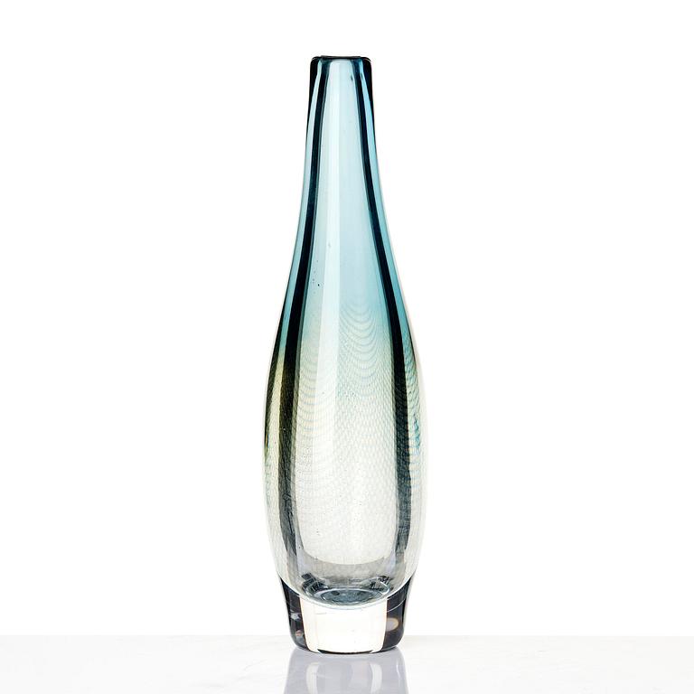 Sven Palmqvist, fyra delar, glas, Kraka, Orrefors 1940-50-tal, nr 34, 170, 359 samt en osignerad.