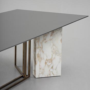 Andrea Parisio, matbord, "Plinto Rectangular", Meridiani, Italien, efter 2015.