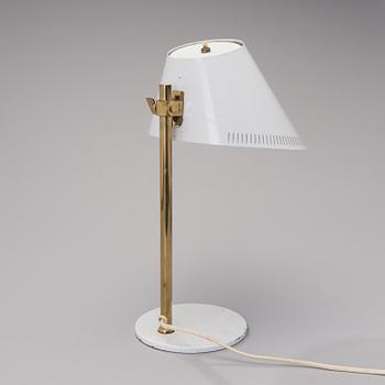 PAAVO TYNELL, BORDSLAMPA, 9227. Märkt Taito Idman VM 424.