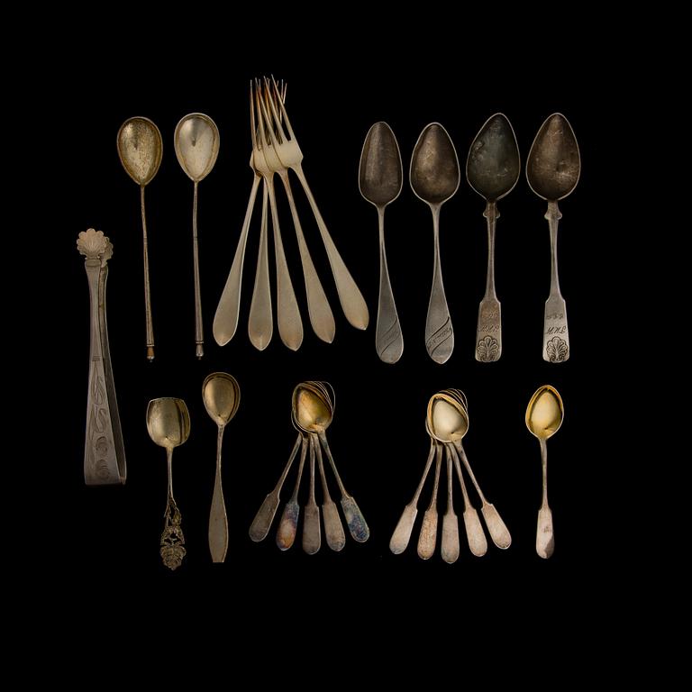 BESTICK, 31 st, silver, Finland, Sverige, Frankrike, Ryssland. 1800-tal och 1900-talets första hälft. Totalvikt 738 g.