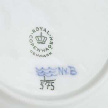 A 20-piece 'Musselmalet' porcelain coffee service, Royal Copenhagen, Denmark.