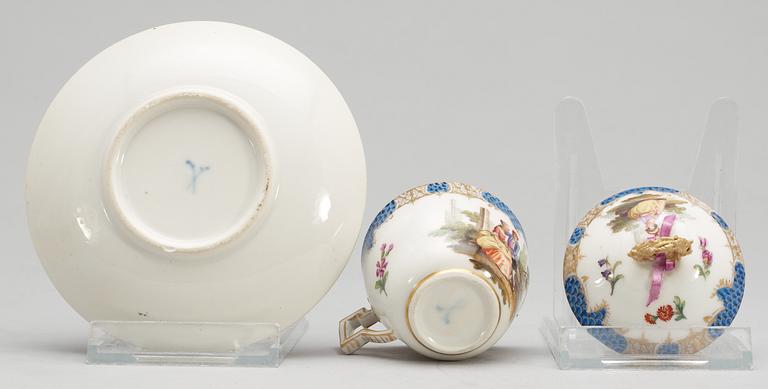 A Meissen cup with saucer and cover, 18th century.