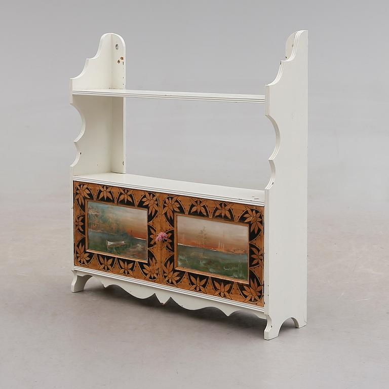 HÄNGSKÅP, 1900-talets första hälft.