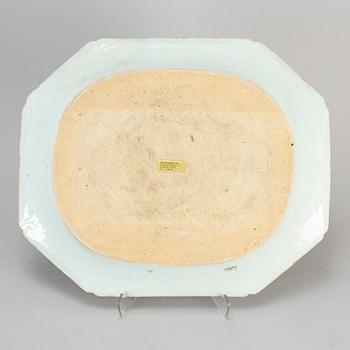 SERVERINGSFAT, kompaniporslin. Qingdynastin, Qianlong (1736-95).