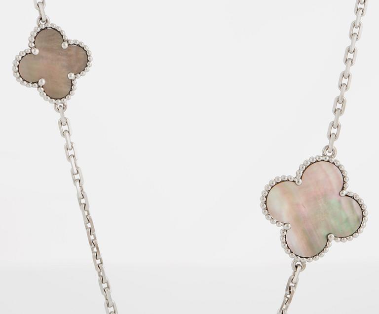 A Van Cleef & Arpels necklace "Alhambra" in 18K white gold and black mother-of-pearl.