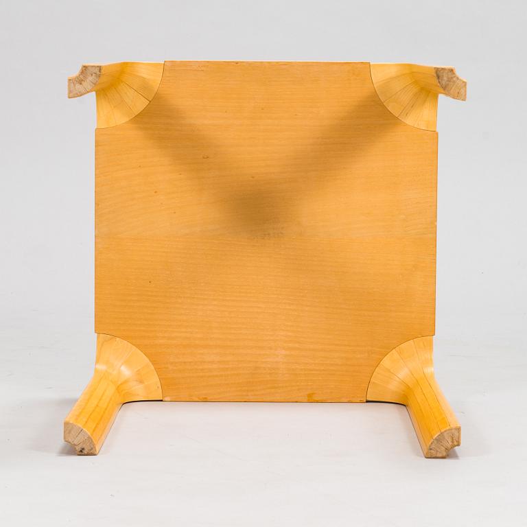 Alvar Aalto,  pall X601, Artek 2000-tal.