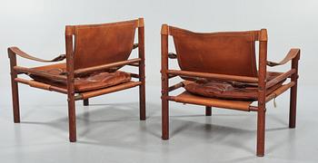 FÅTÖLJER, ett par, "Sirocco", design Arne Norell. 1900-talets andra hälft.
