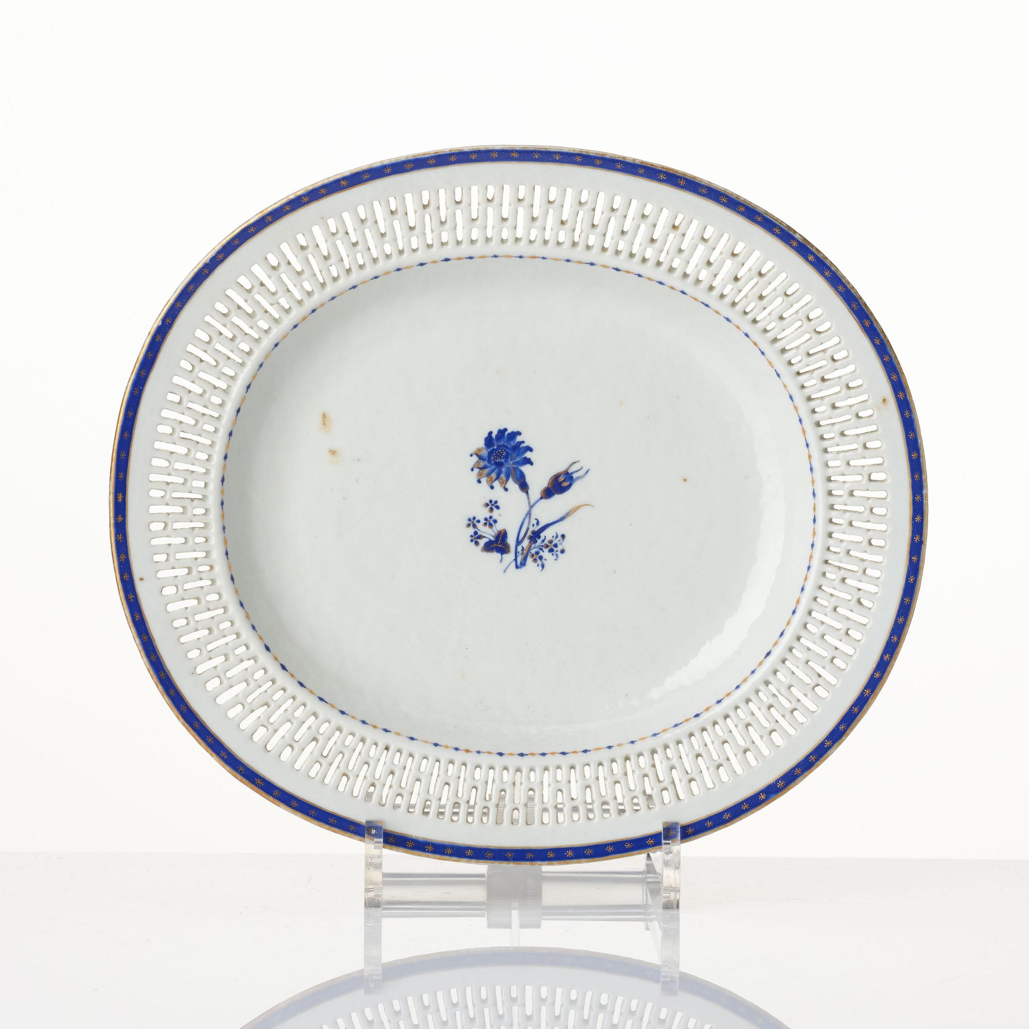 A 'Chinese Export' service, Qing dynasty, Jiaqing (1796-1820). (10 pieces).