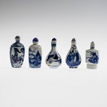 SNUSFLASKOR, 5 st, Kina 1800-talets slut/tidigt 1900-tal.