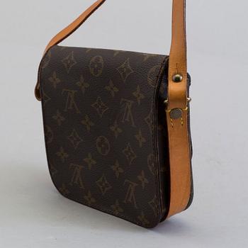 VÄSKA, Louis Vuitton.