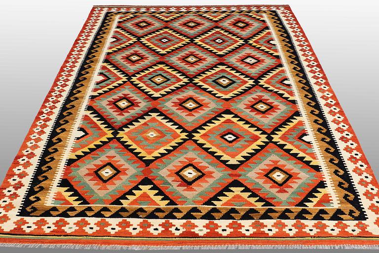 CARPET, Kilim, ca 299 x 198  cm.