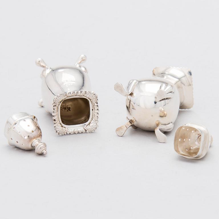 An 8-piece spice set in silver, Adie Brothers Ltd, Birmingham, England 1961-1962.
