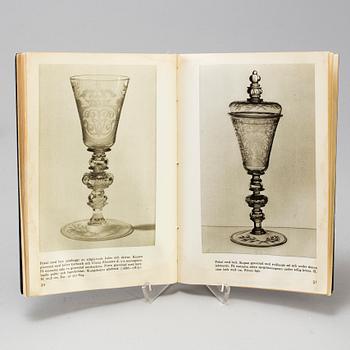 a lot of books about swedish and norwegian glass, including "Svenskt glas", Jan Brunius, Elisa Steeberg, 1995.