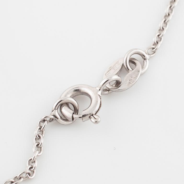 COLLIER/BROSCH, med rosen- och gammalslipade diamanter.